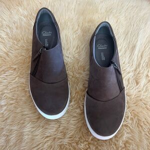 Clark’s Soft Cushion Nalle Stride Suede Slip on Sneaker